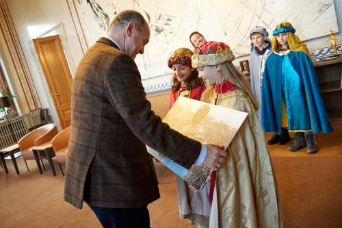 Sternsinger bei Nationalratspräsident Wolfgang Sobotka