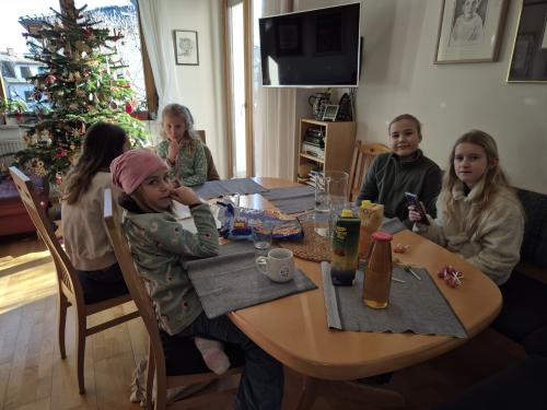 20260104 121329 1080